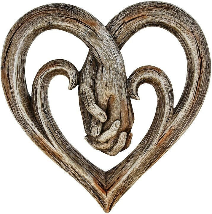 Hand-in-hand Heart Wall Decor Decorative Art Piece Gift Item Craft Ornament Wooden Hanging Decoration