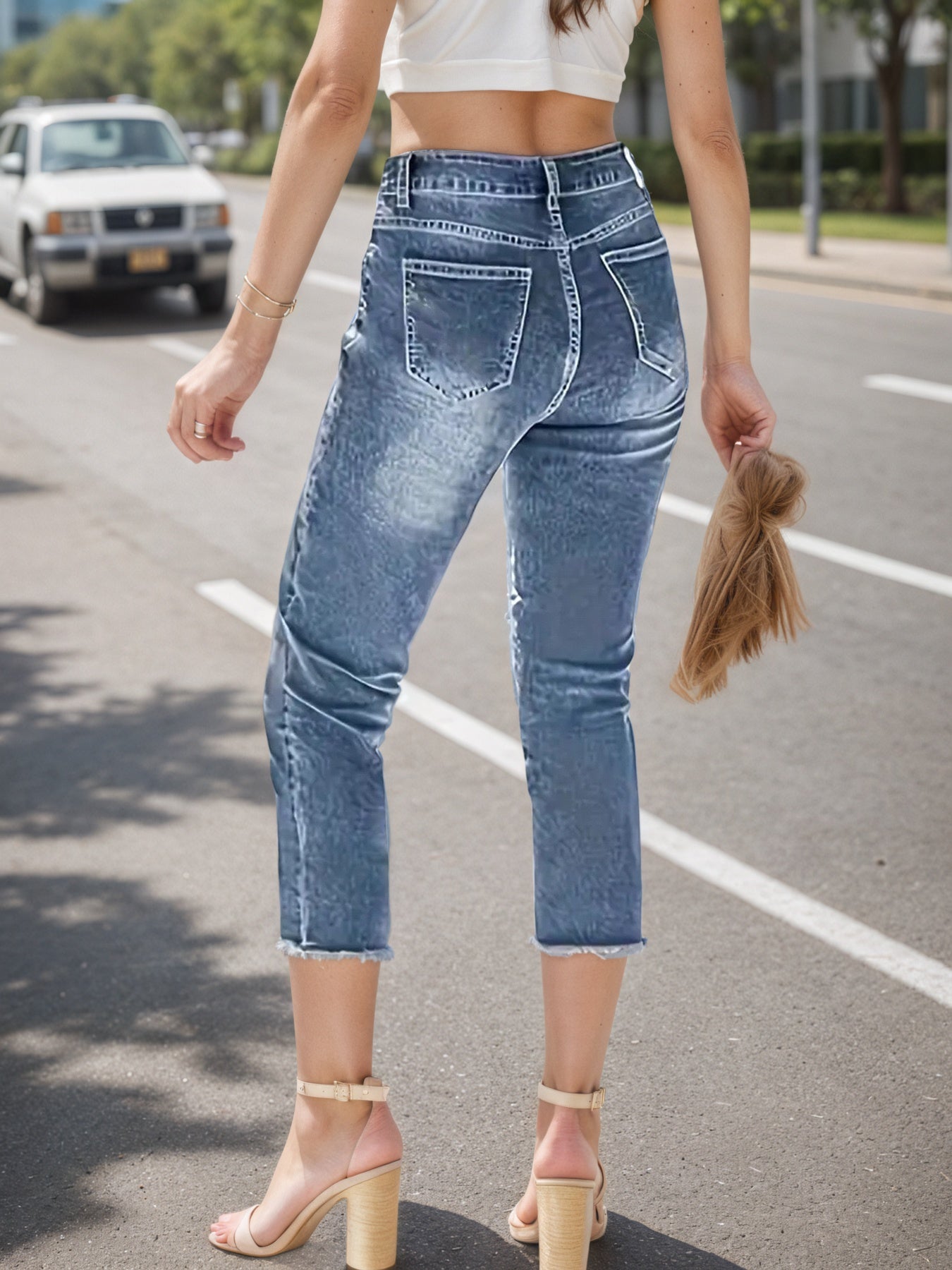 2025 Women's Denim Pants, Fringed Hems, Built-in Zipper Closure Straight Leg Jeans, Women's Cropped Jeans